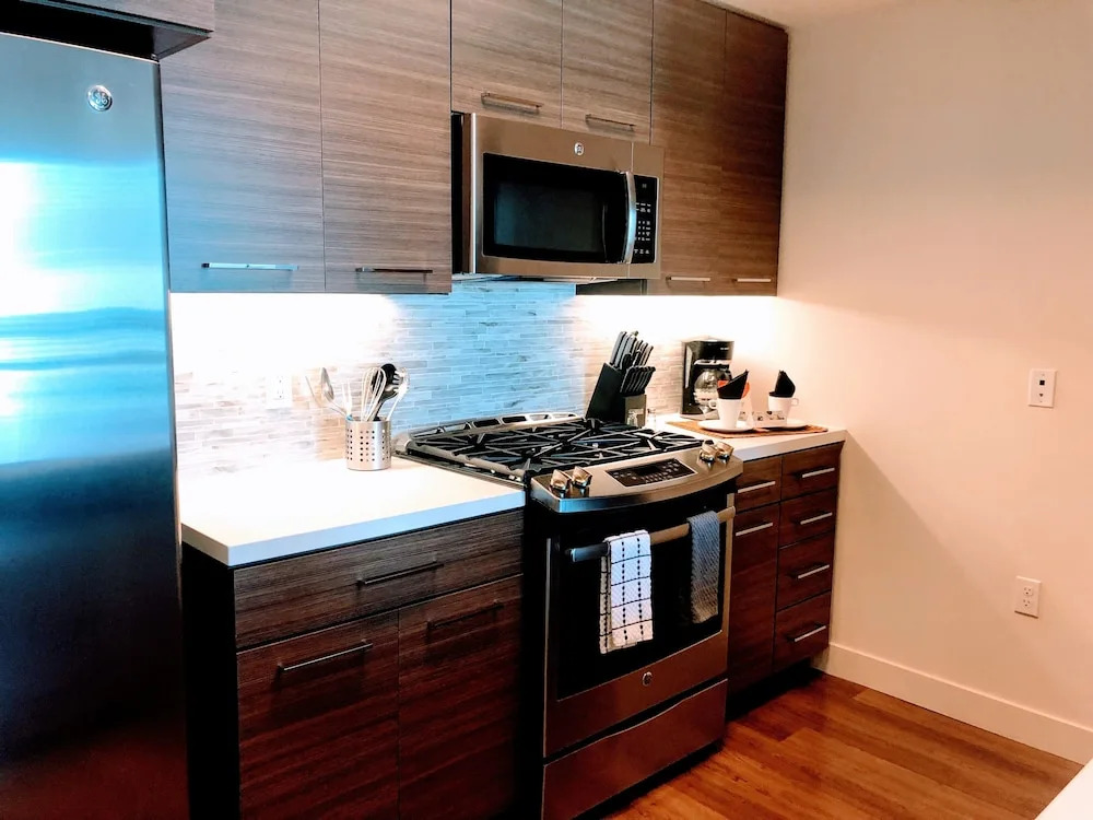 Resort Style Suites in Downtown LA