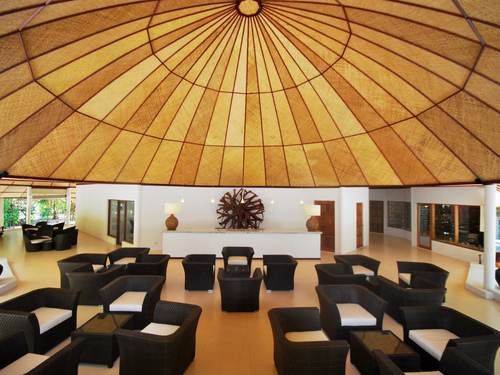 Safari Island Resort & Spa Maldives