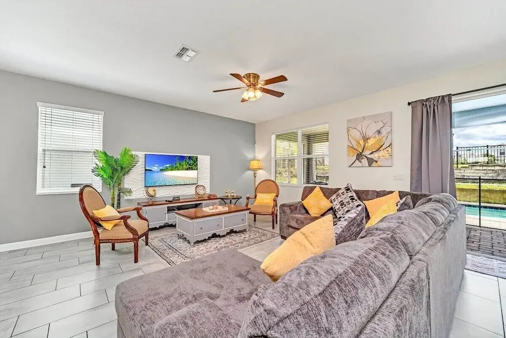 9032SD Lux 9Br Villa Close 2 Disney Pool Spa
