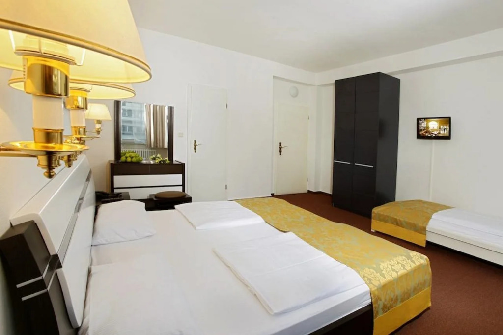 City Gate by Centro Comfort