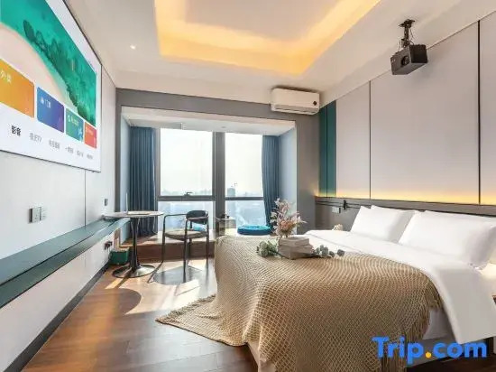 Xingyi International Apartment (Guangzhou Changgang Metro Station)