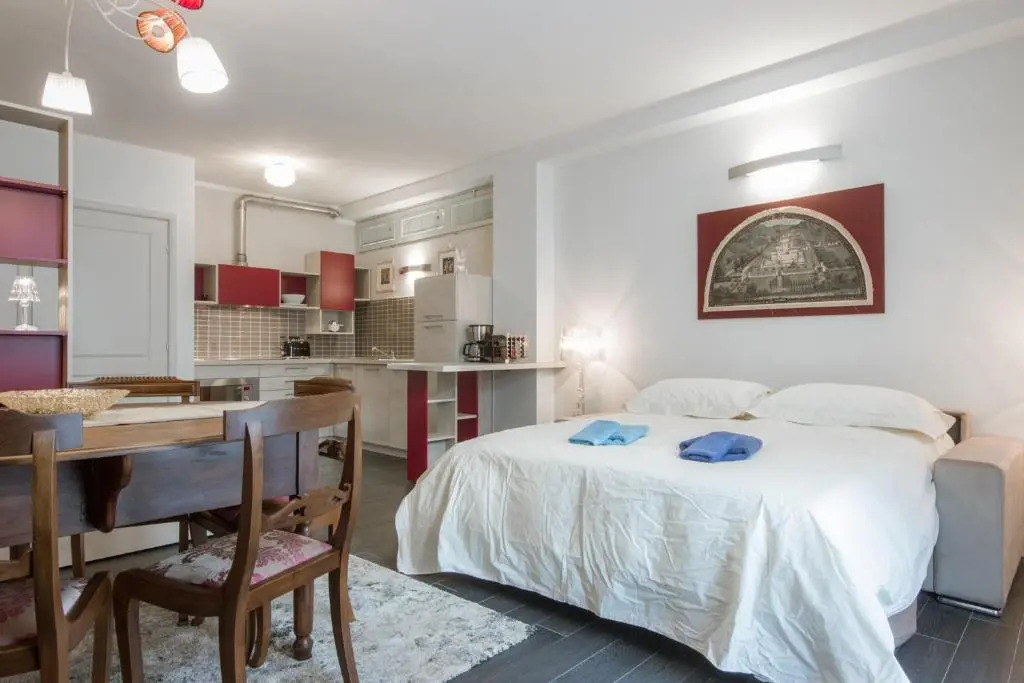Borgo Guelfo VII