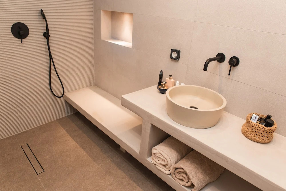 North Wind Luxury Suites