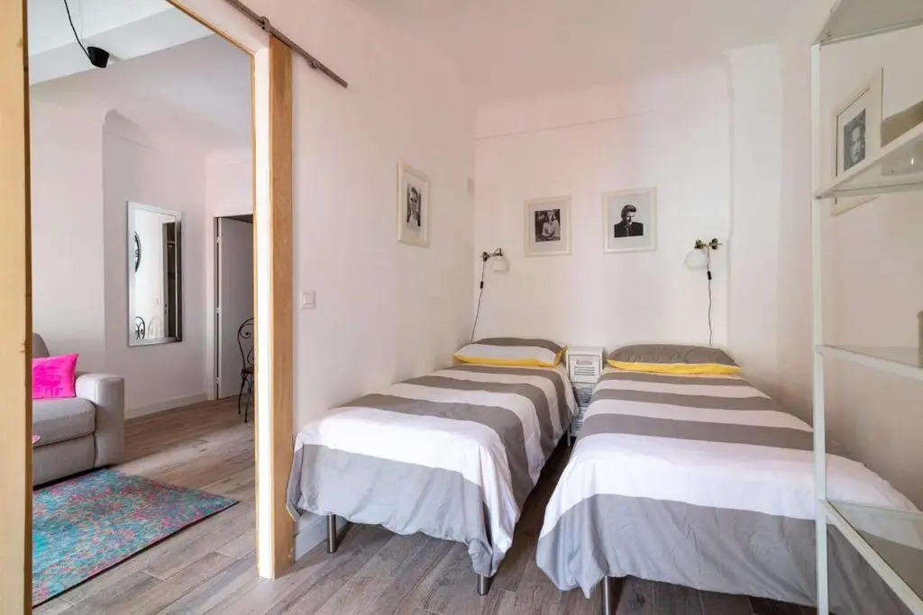 Romantic and new apartment in the famous Rue Meynadier in the supercentre of Cannes