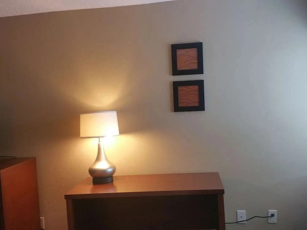 Baymont Inn And Suites Mayfield Heights