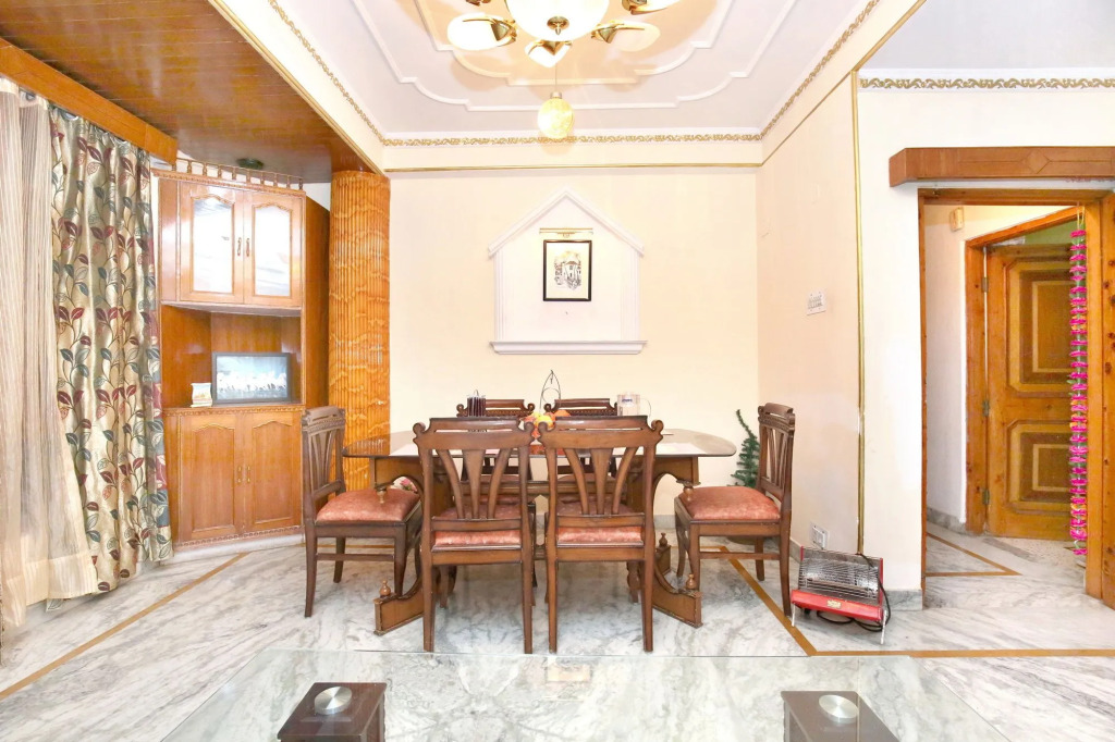 OYO 10858 Home Valley View 2BHK Shimla Bypass
