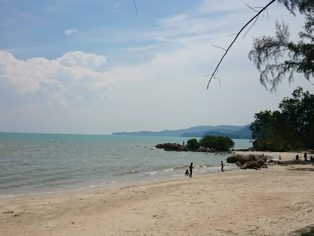 Bayan Seaside Guesthouse