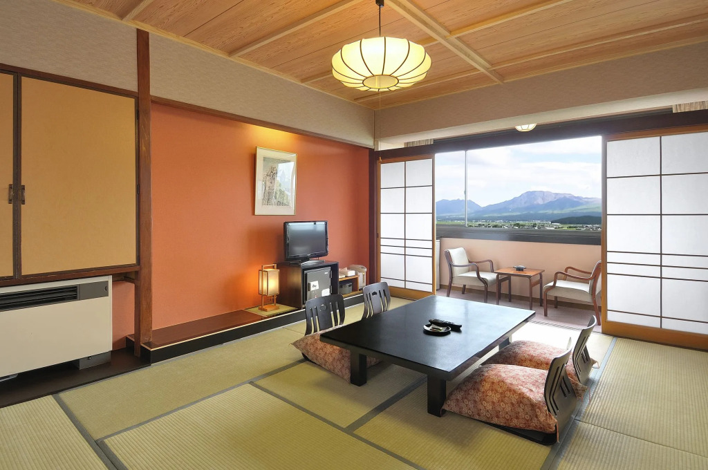 Aso Plaza Hotel
