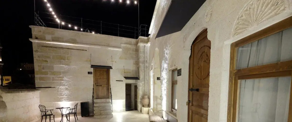 Arkeles Suites