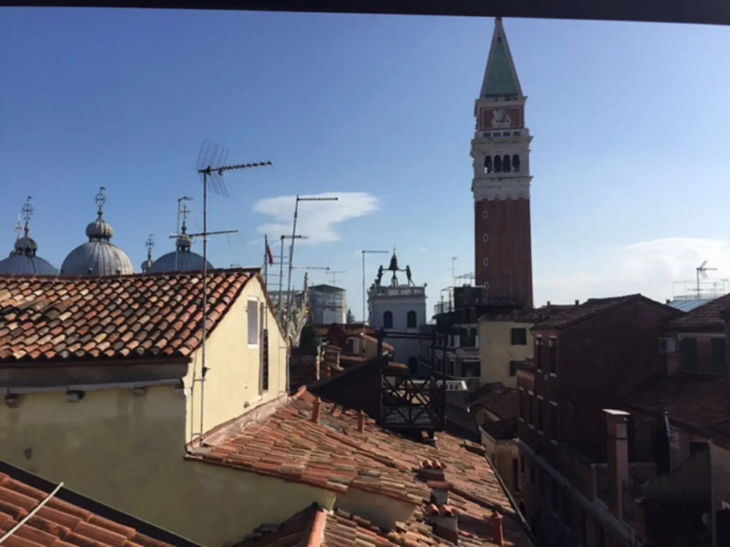 San Marco Apartment Near The Clock Tower