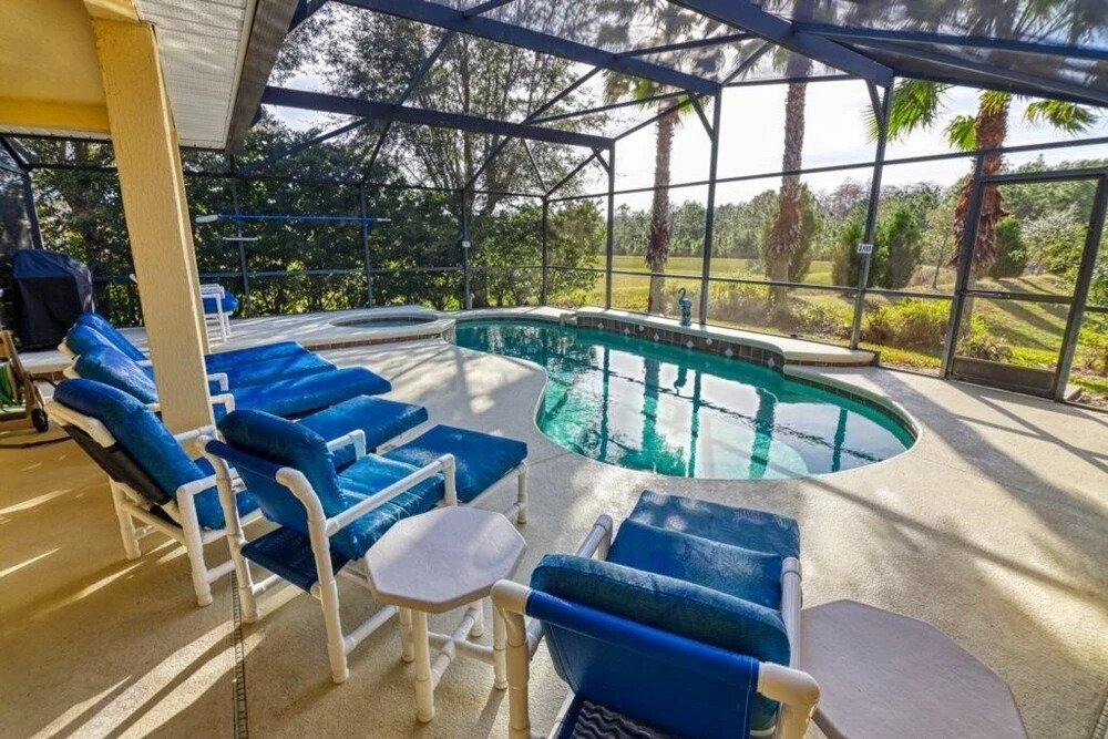 Beautiful Home With Large Bedrooms, Pool Game Room 5 Home by RedAwning