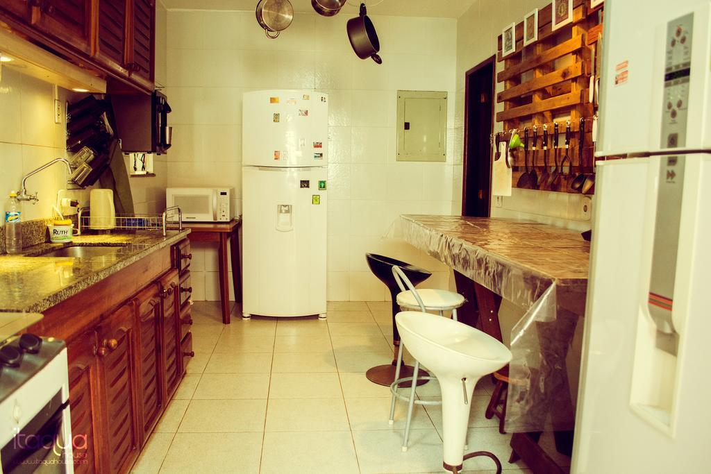 Itaqua House Bed and Breakfast