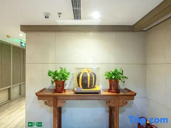 Yunteng Hotel