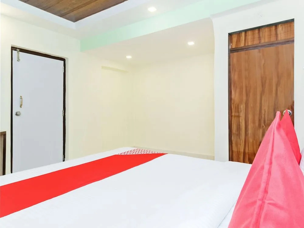 OYO 23476 Shree Mahalaxmi Lodging
