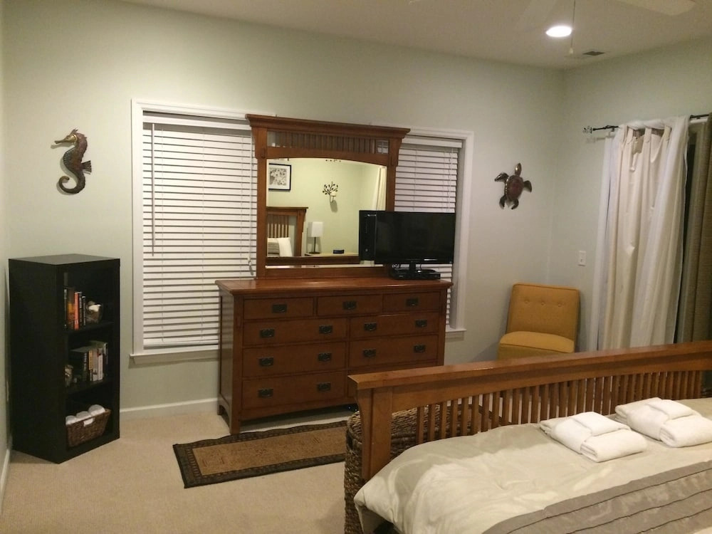 113 Waters Edge Community