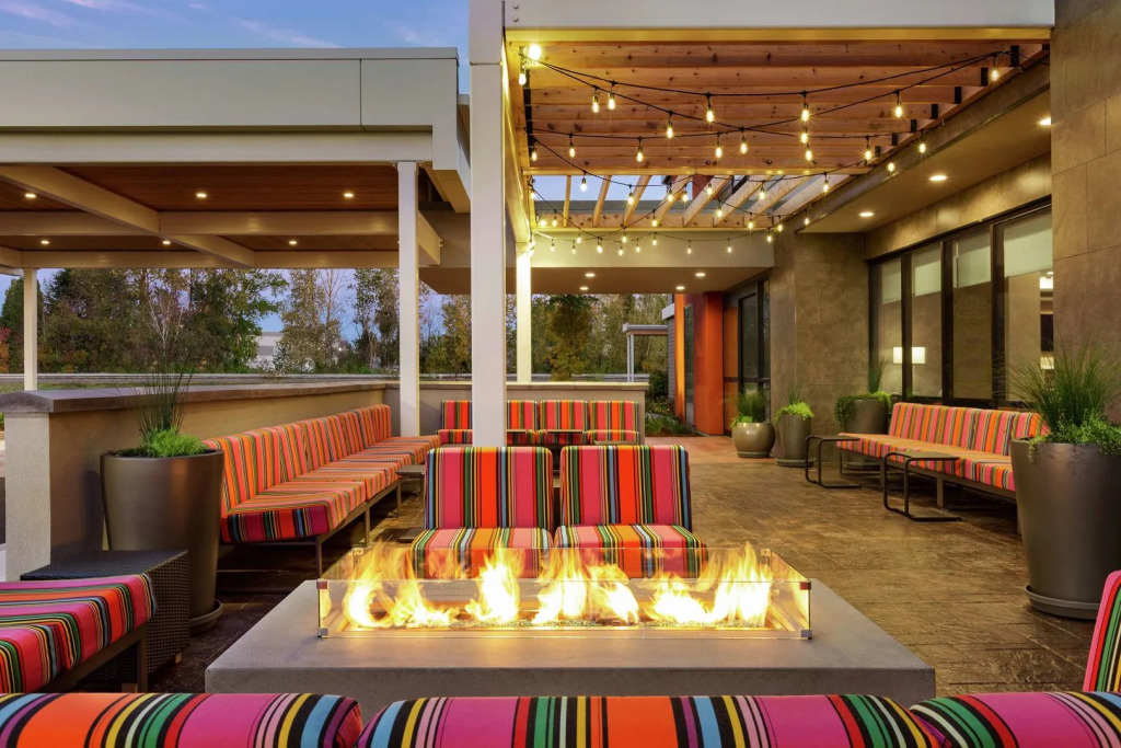 Home2 Suites By Hilton Portland Airport