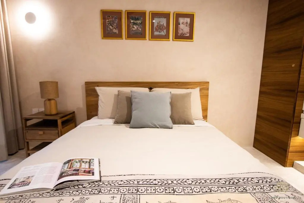 Spacious 2BR apt · Wide balcony w/tub & Yoga deck