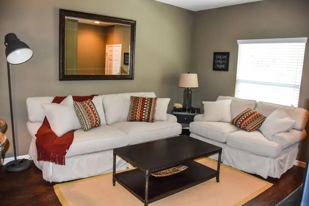 Nov Special 10min to Disney WL3 Bed ID: 211006