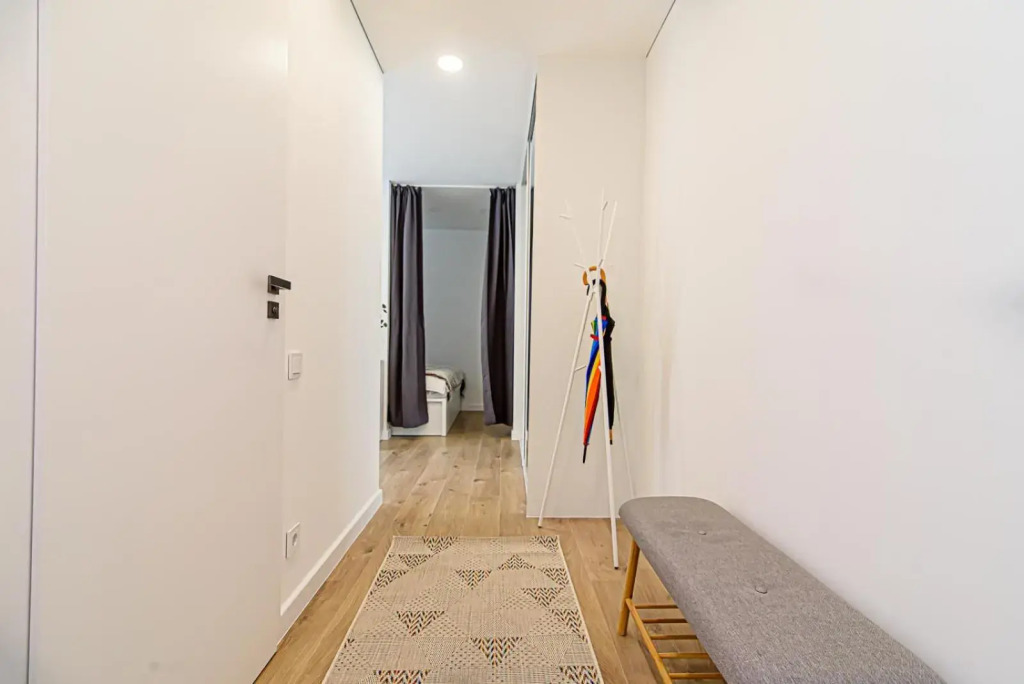 Crossroads studio