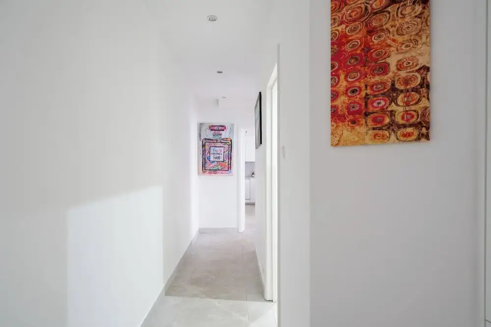 JOIVY 2-bed flat near Notting Hill