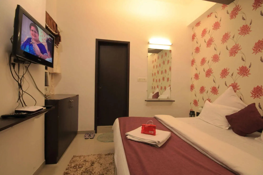 Hotel O Crystal