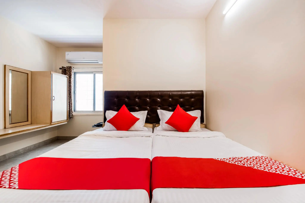 OYO 37146 G P Residency