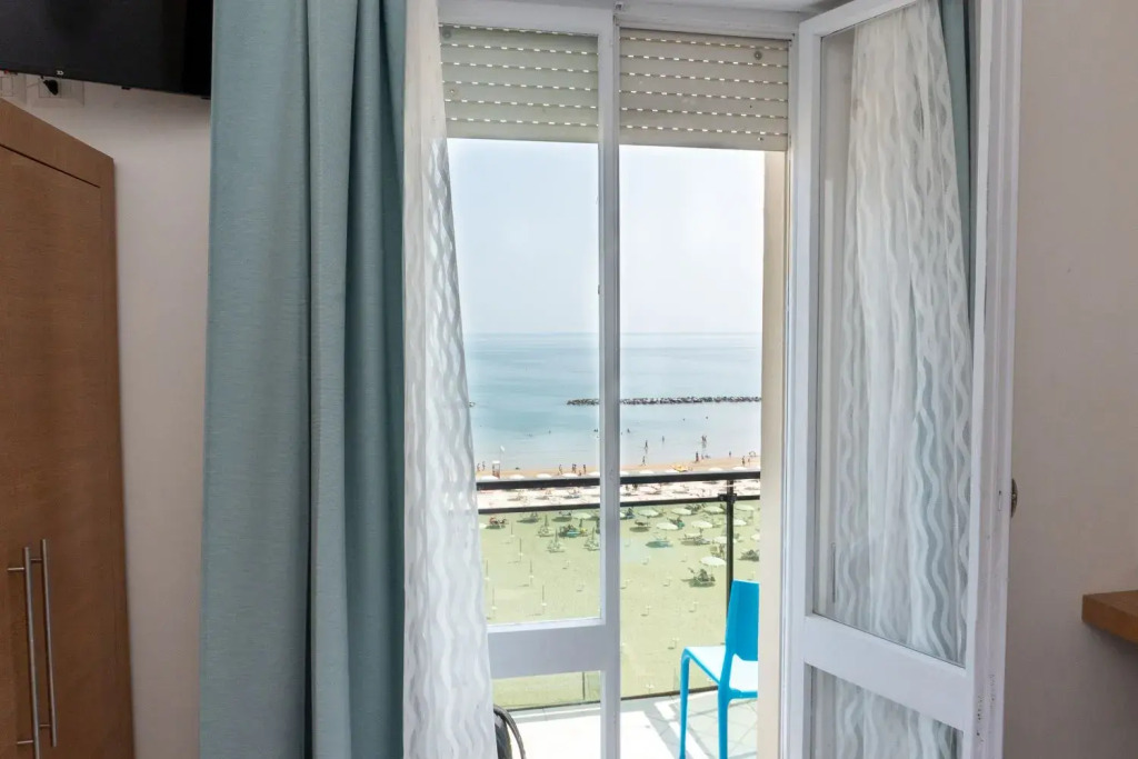 Hotel Gin sul mare