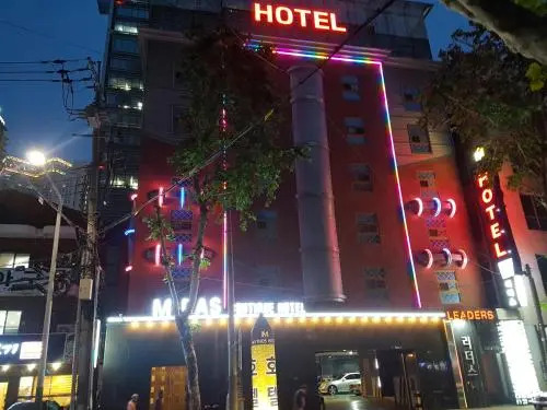 Hotel Midas