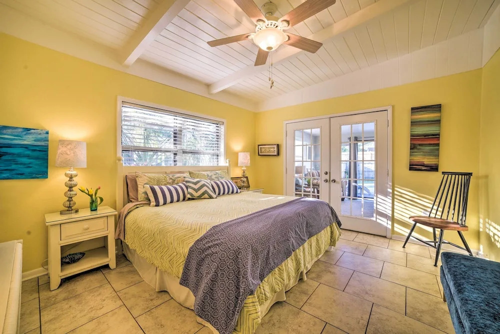 Coastal PCB Cottage W/pool & Bbq: 1block to Beach!
