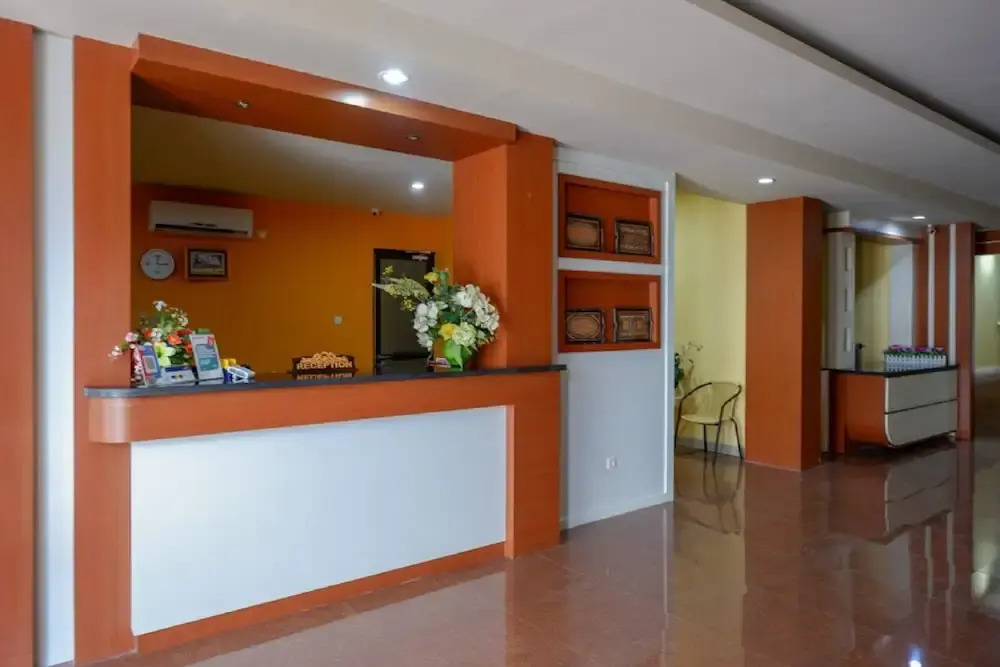 Airy Tanjung Tururuka 43 Palu