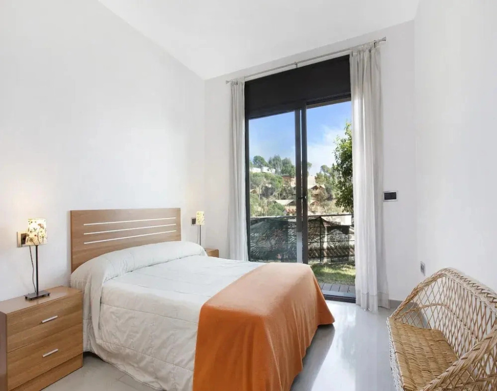 Villa in Costa Brava With Private Pool & Sea View