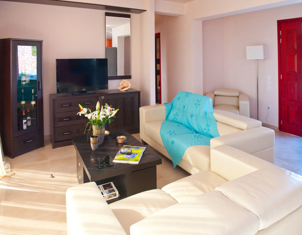 Spilia Bay Villas