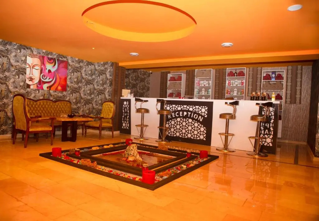 CAN GRAND HOTEL