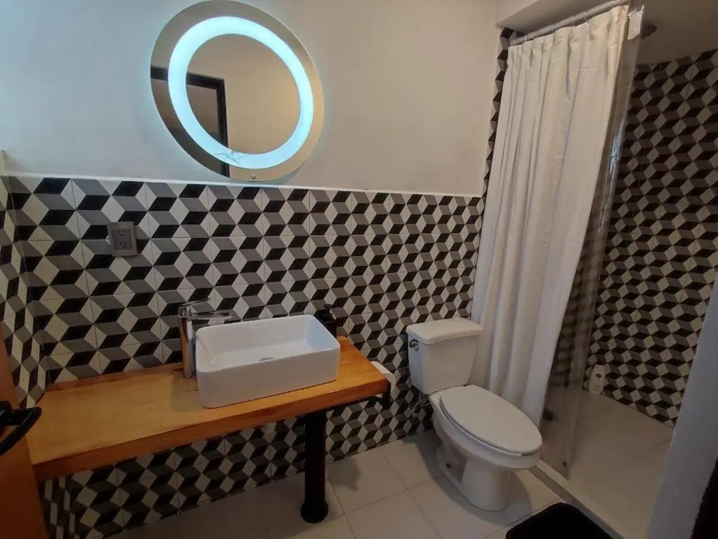 El salto de Camela Hostal