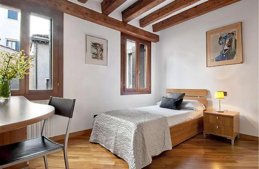 Renato Apartment