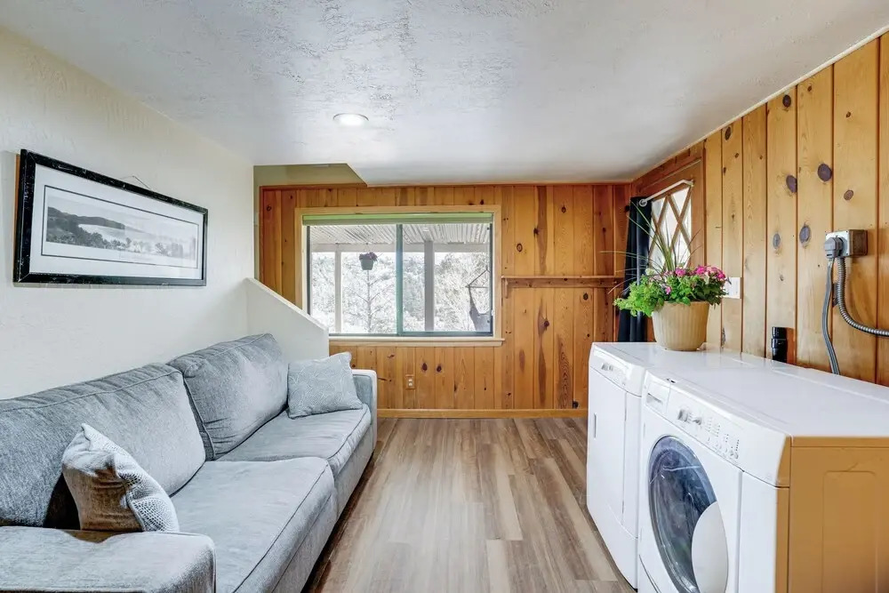 Family Mountain Getaway, Retreat to the Cool Pine