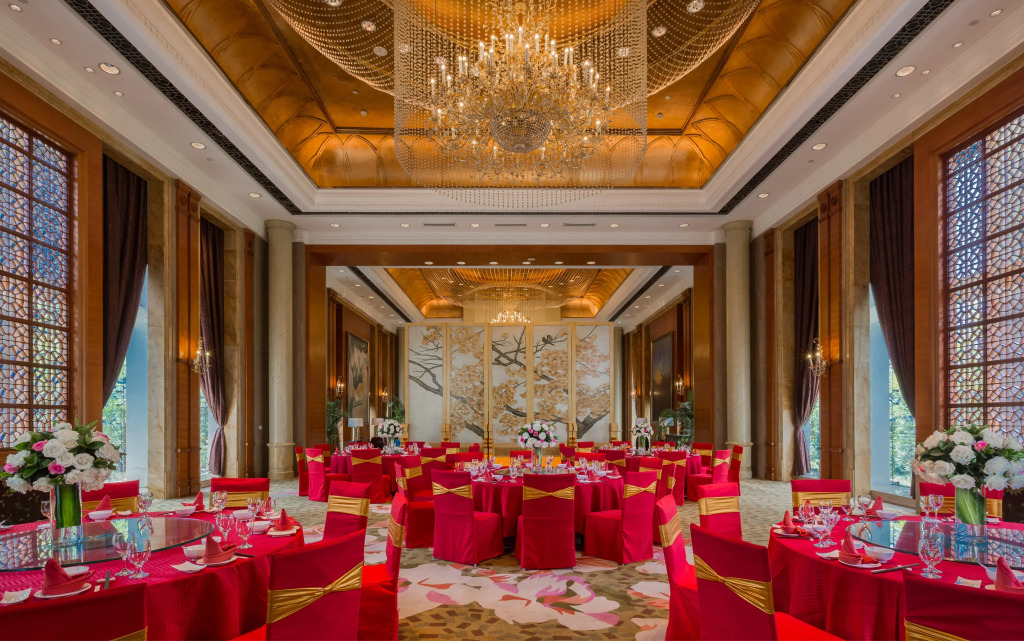 InterContinental Chengdu Century City by IHG