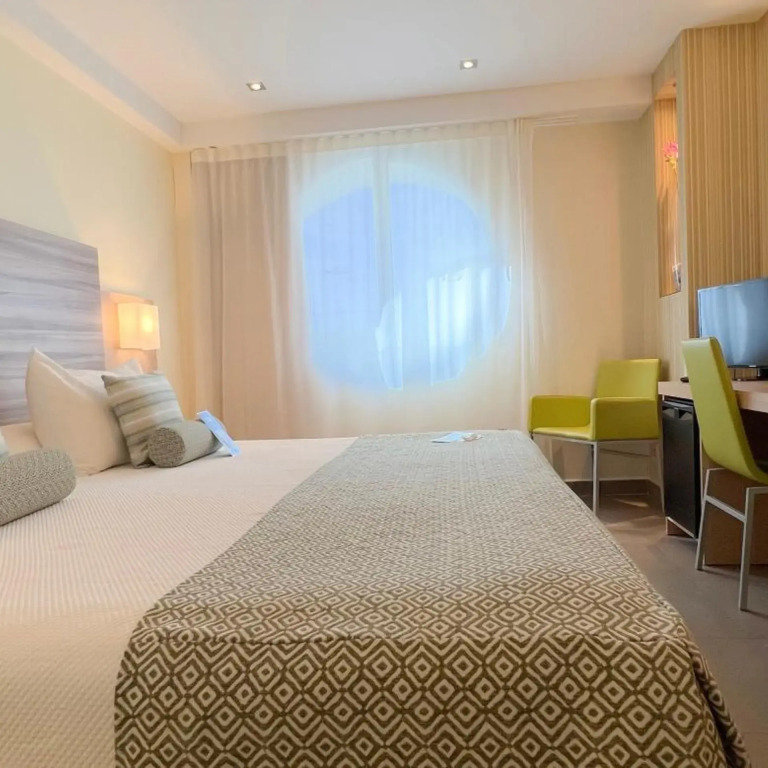 Riviera Beachotel