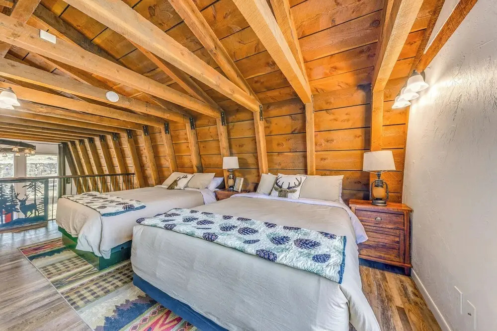 Cozy Ruidoso Cabin Rental w/ Private Hot Tub