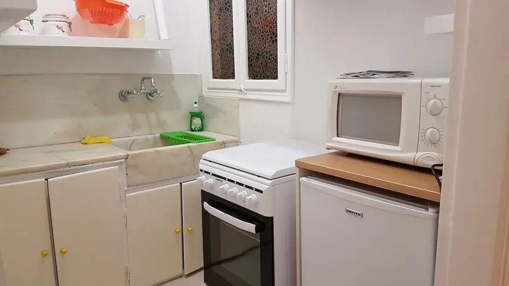 Erra - Yellow - Studio - Athens Center,30m²,1 BD,1 BATH