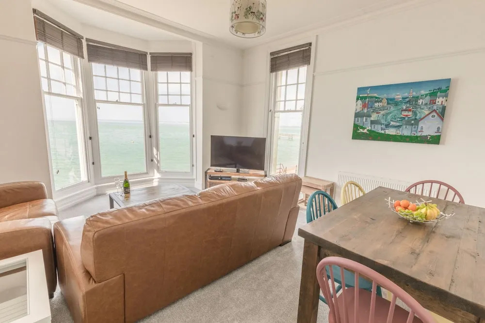 Pier View Apartment at Beach House