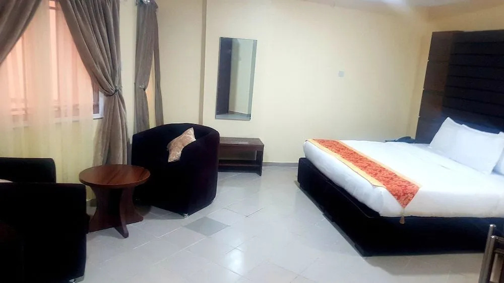 Blue Springs Hotel