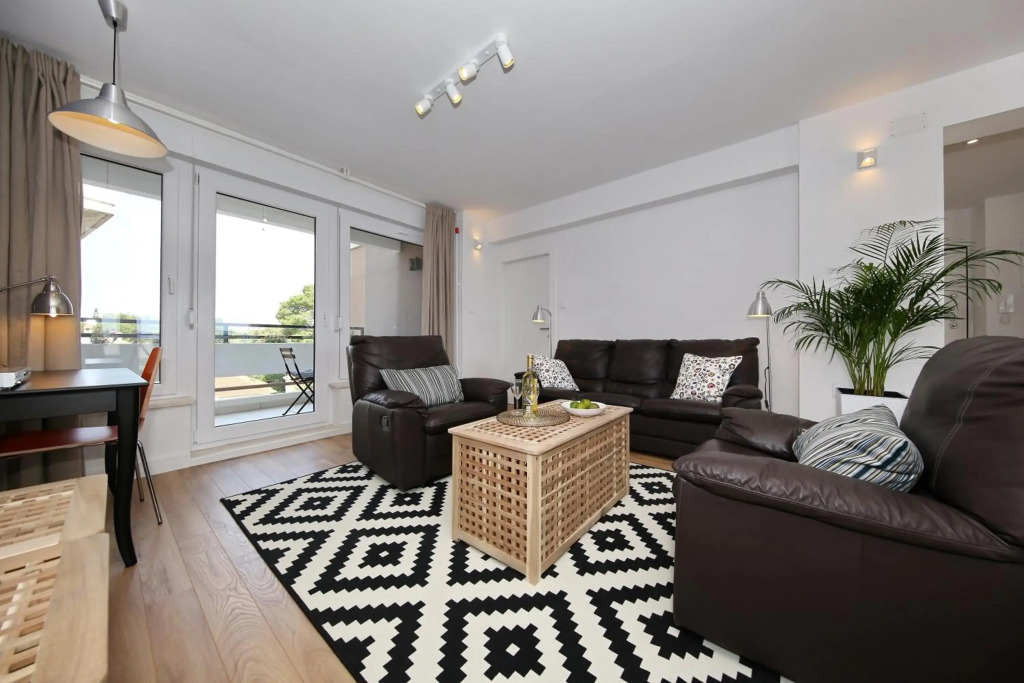 Porat Apartment