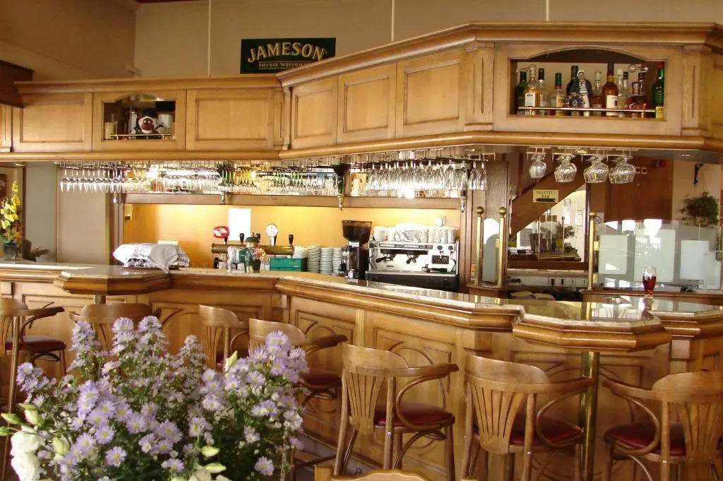 Hotel Restaurant SPA "Le Relais Des Moines - Logis Hôtels Restaurants"