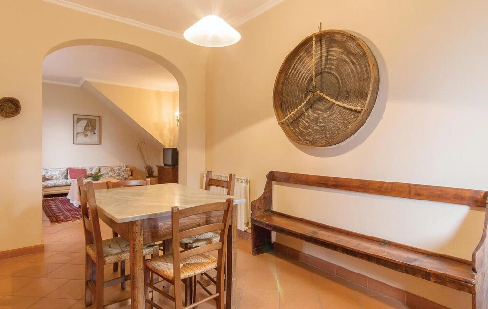 Awesome Home in Castiglione Del Lago With 7 Bedrooms, Outdoor Swimming Pool and Wifi