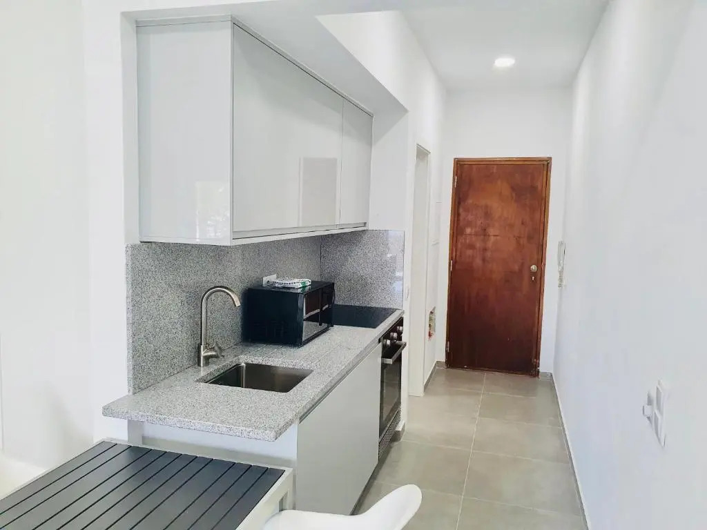 Central Lagos apt With Marina Views Near Beaches