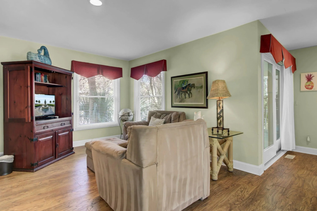 12 Dunecrest Lane by Avantstay 2 Mins to Beach w/ Pool & BBQ