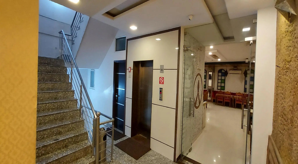 Hotel Reeve Inn