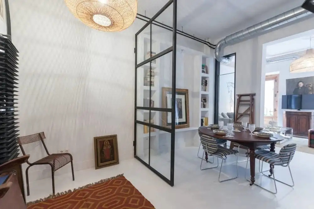 Stunning One Bedroom Apartment in the Heart of Madrid