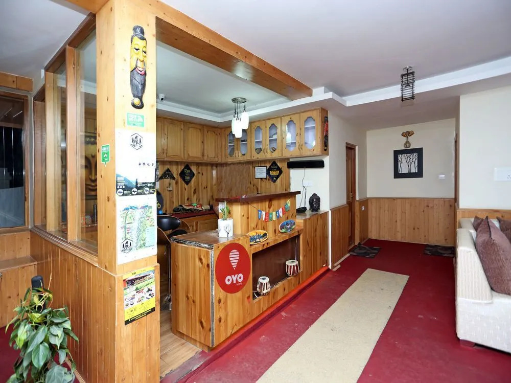 OYO 1837 Hotel Golden Meadows